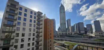 Contemporary Umraniye apartments next to Finance Centre